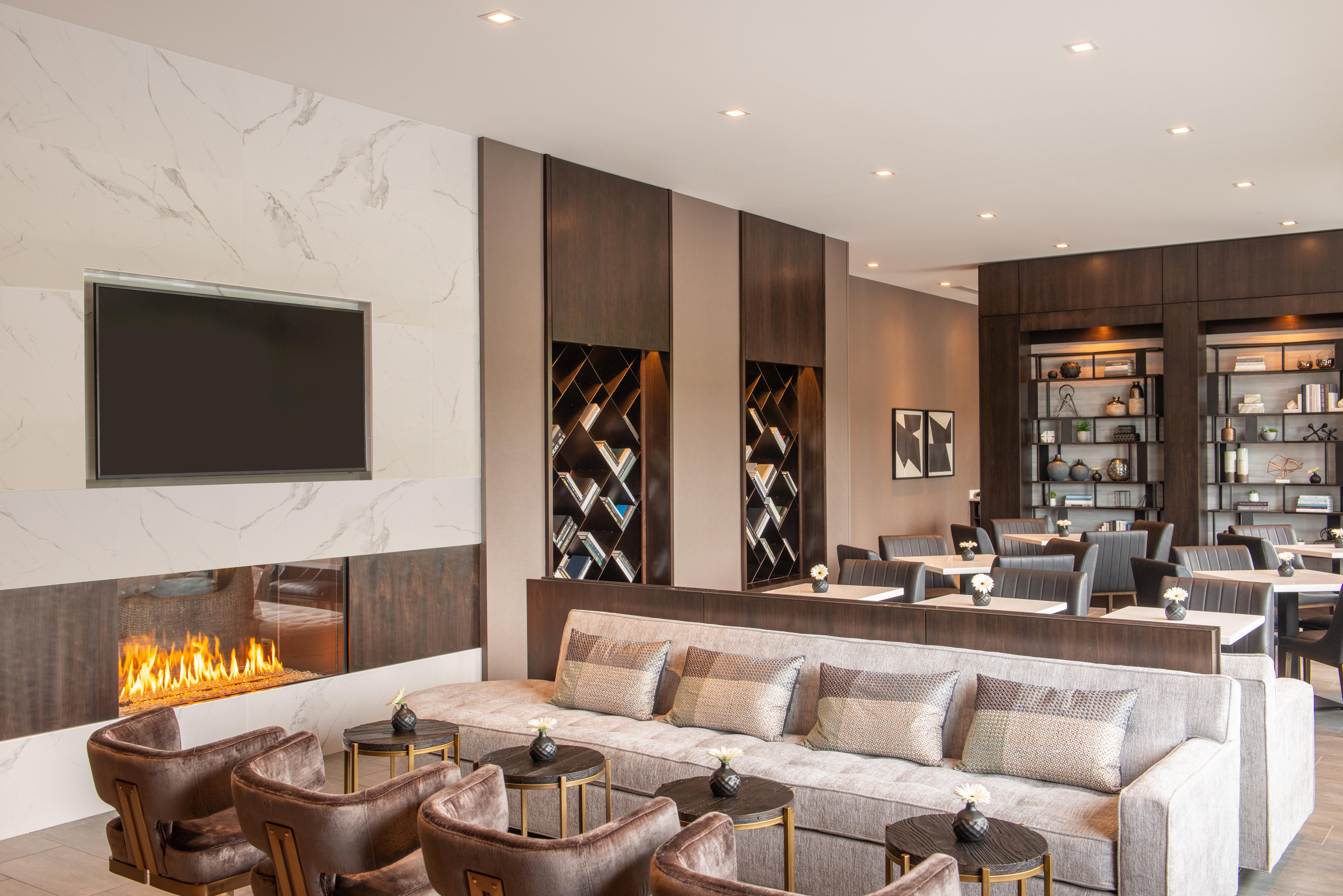 Holiday Inn Boston Logan Airport - Chelsea By Ihg Ngoại thất bức ảnh