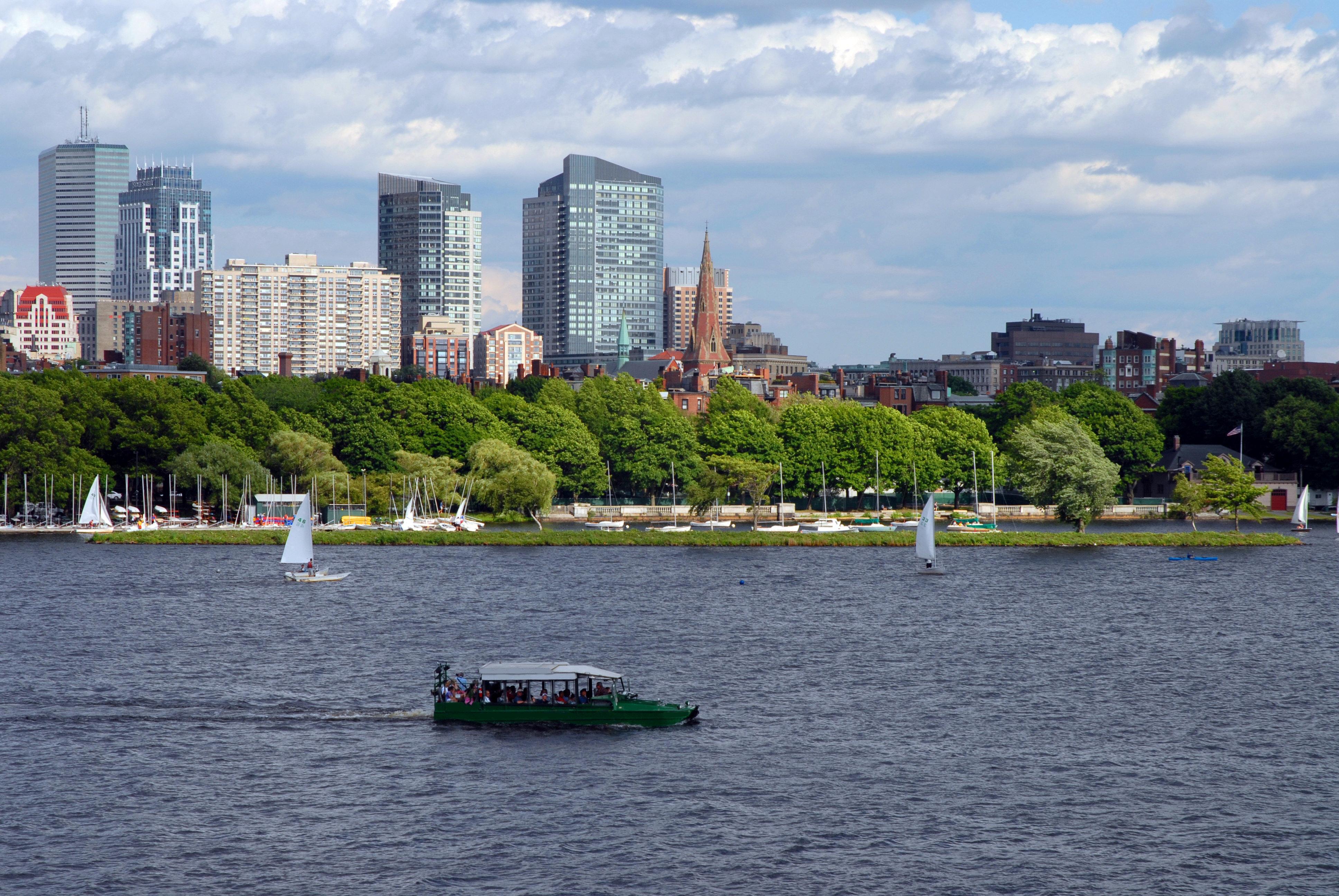 Holiday Inn Boston Logan Airport - Chelsea By Ihg Ngoại thất bức ảnh