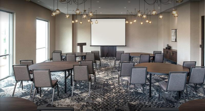 Holiday Inn Boston Logan Airport - Chelsea By Ihg Ngoại thất bức ảnh